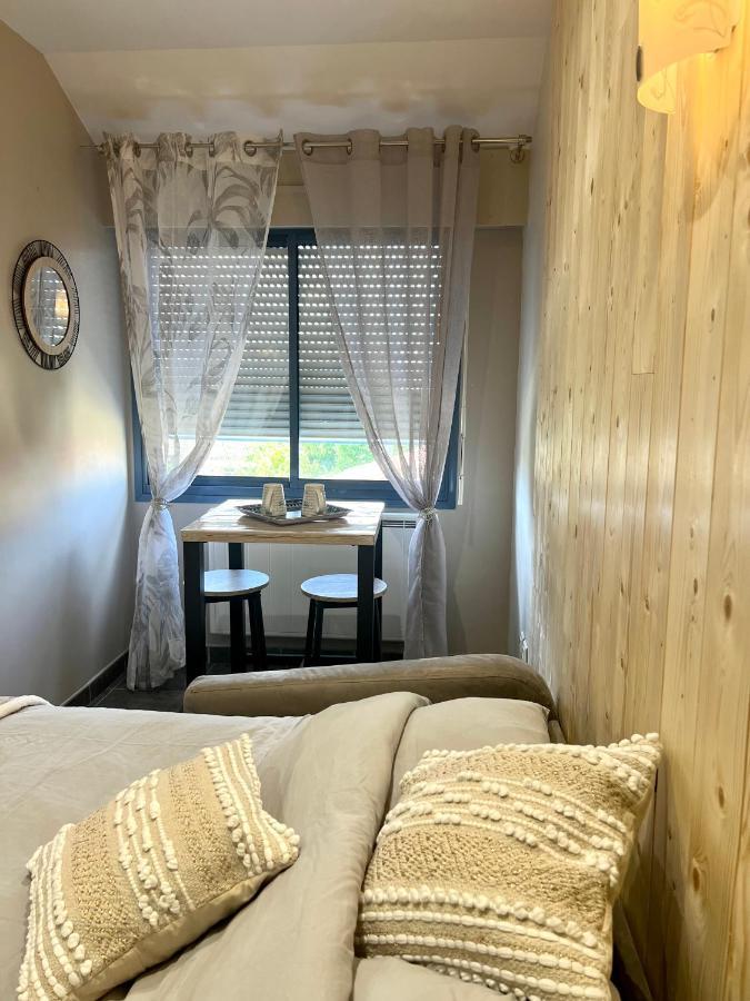 Appart Hotel Cozy Proche Centre, Parking Montbéliard Eksteriør billede